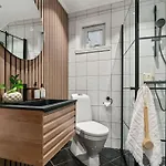 L The Town House בית נופש *