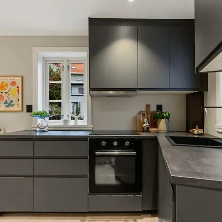 Feriehus L The Town House