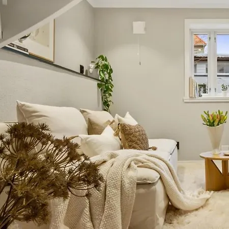 L The Town House * Bergen